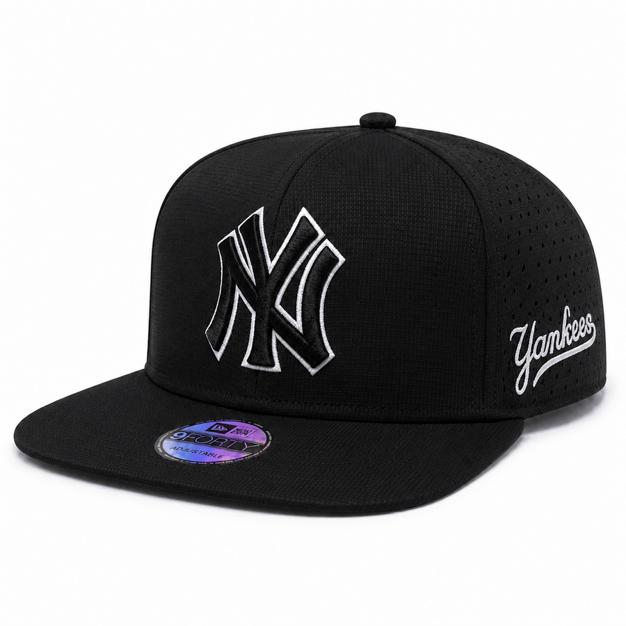 Snapback NY Perforée | Black Outline