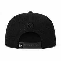 Snapback NY Perforée | Noir & Blanc - fermeture